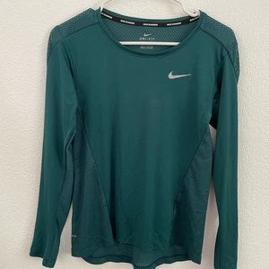 Green dry fit Nike shirt
